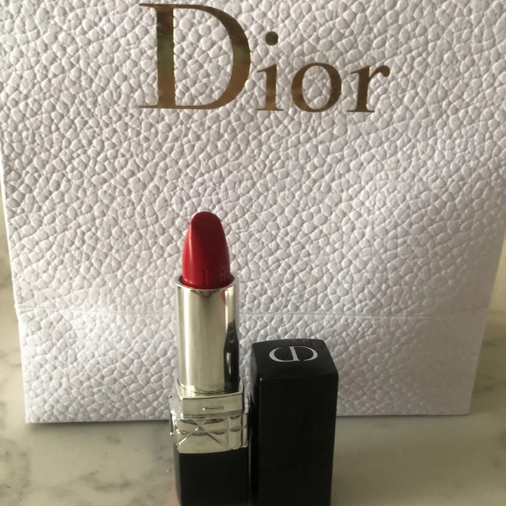 Dior Rouge Lipstick - Vibrant Red